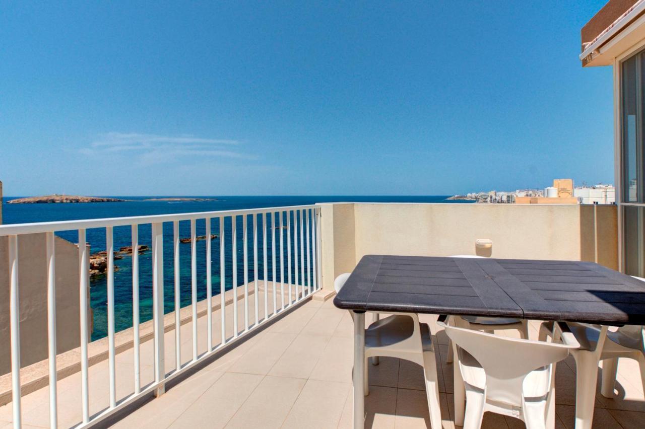 Modern Seaside 2 BR APT w Spectacular Views St. Paul's Bay Exterior foto